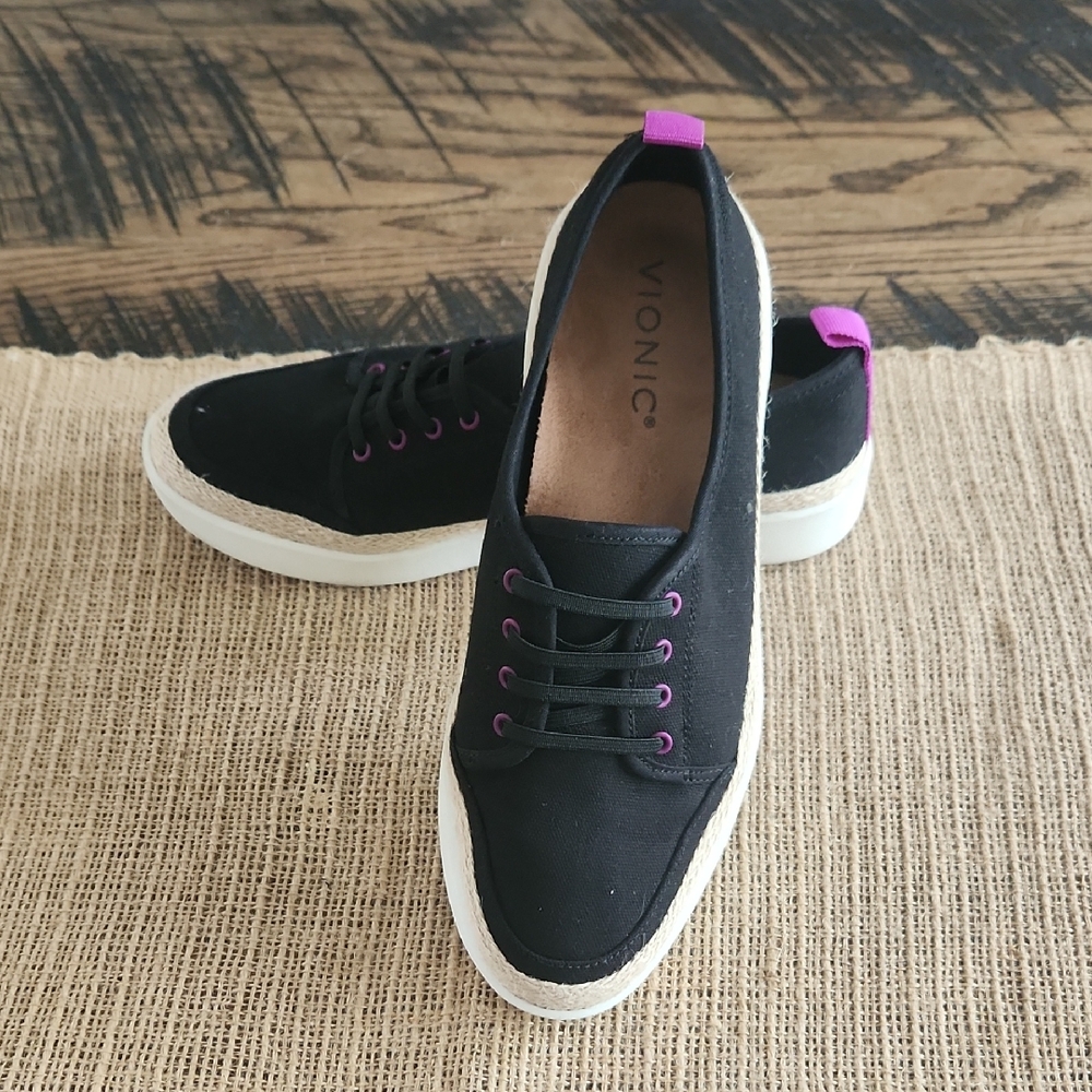 Vionic Black Sneakers Comfortable Casual Design
